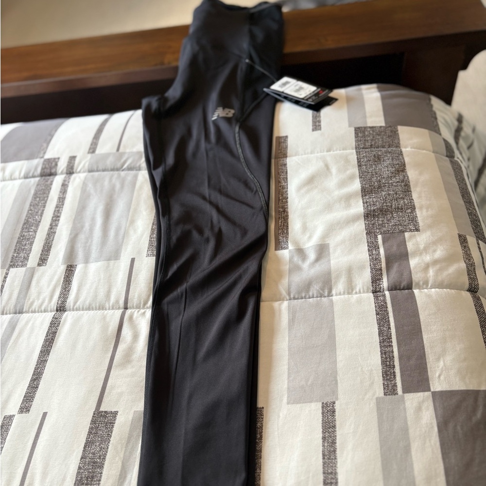 New Balance Black Leggings Sleek Versatile Comfort